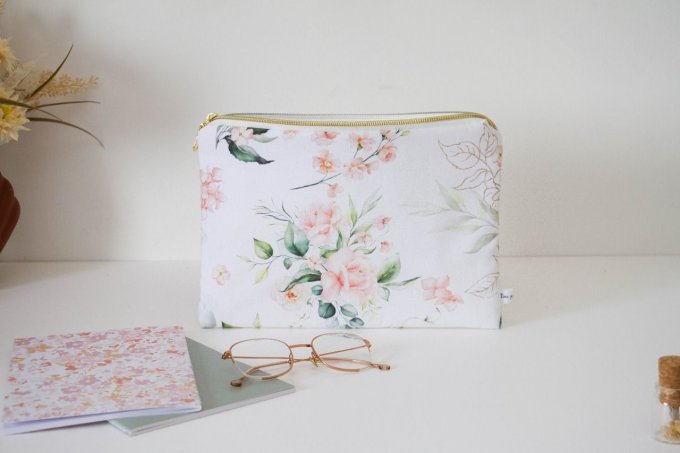 Pochette plate Maddy  " en stock "