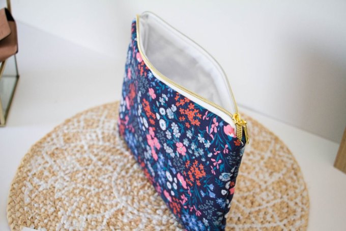Pochette plate liberty Clara " en stock "