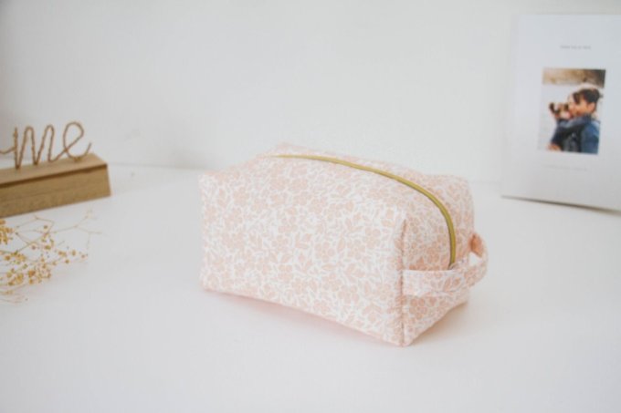 Trousse de toilette maxi - Pénélope - " en stock "
