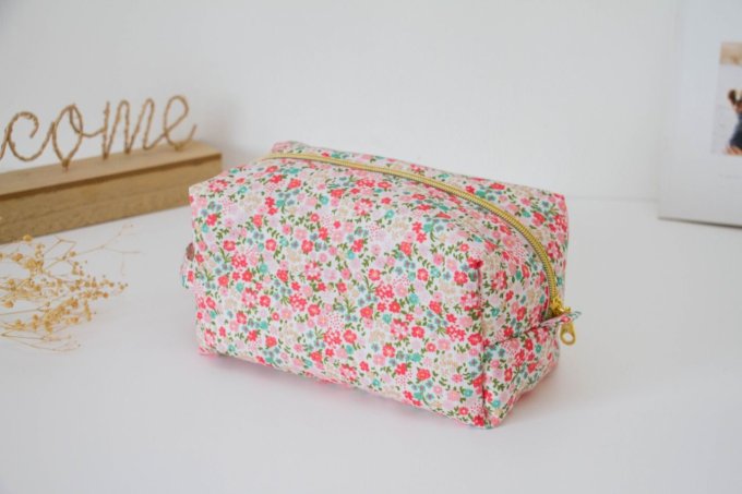 Trousse de toilette maxi  - Mirabelle -  " en stock "