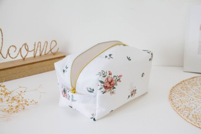 Trousse de toilette maxi - Jeanne -  " en stock "