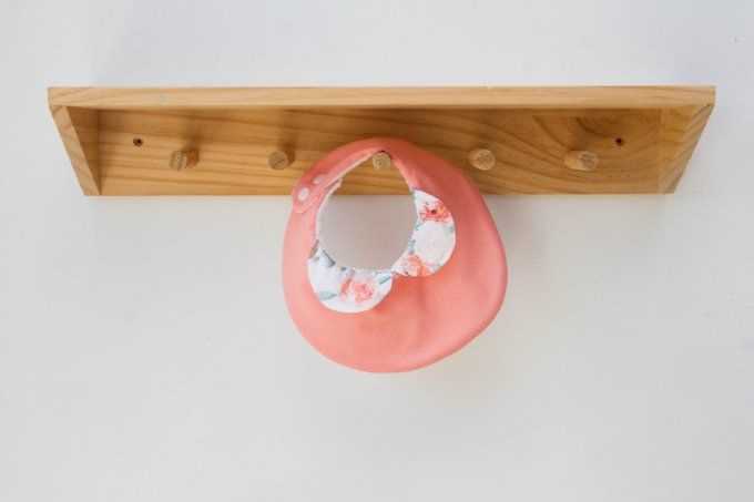 Bavoir col claudine corail col  lapin Spring