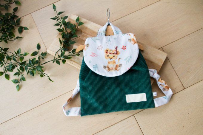 Cartable velours vert tigre indien en stock 
