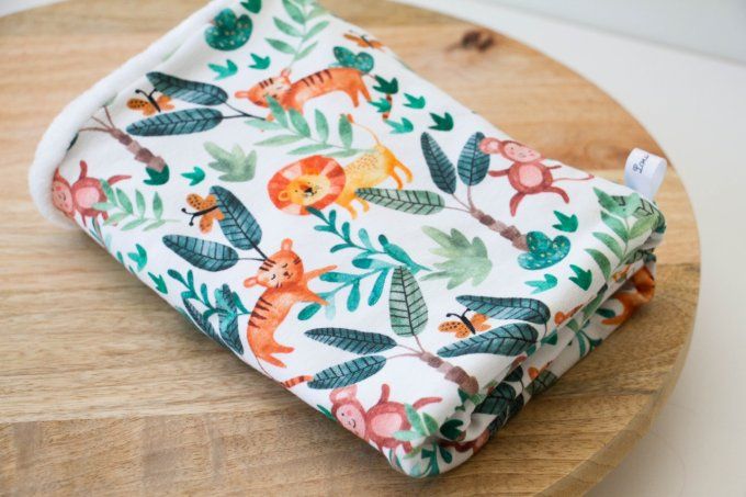 Tour de cou animaux savane blanc